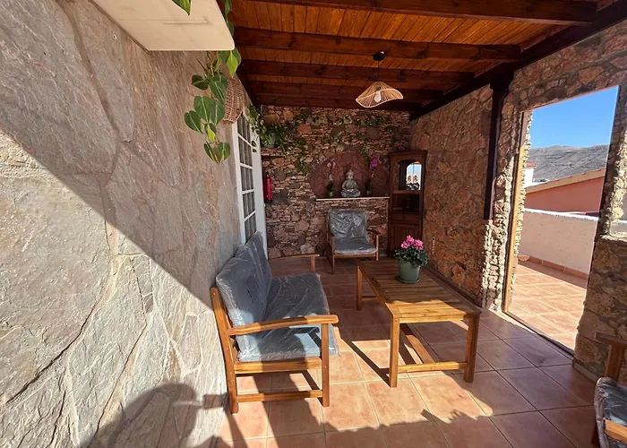 La Casita De Piedra * Tuineje